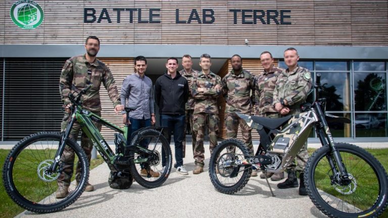 L'armée De Terre Française S'essaye Au VTT électrique