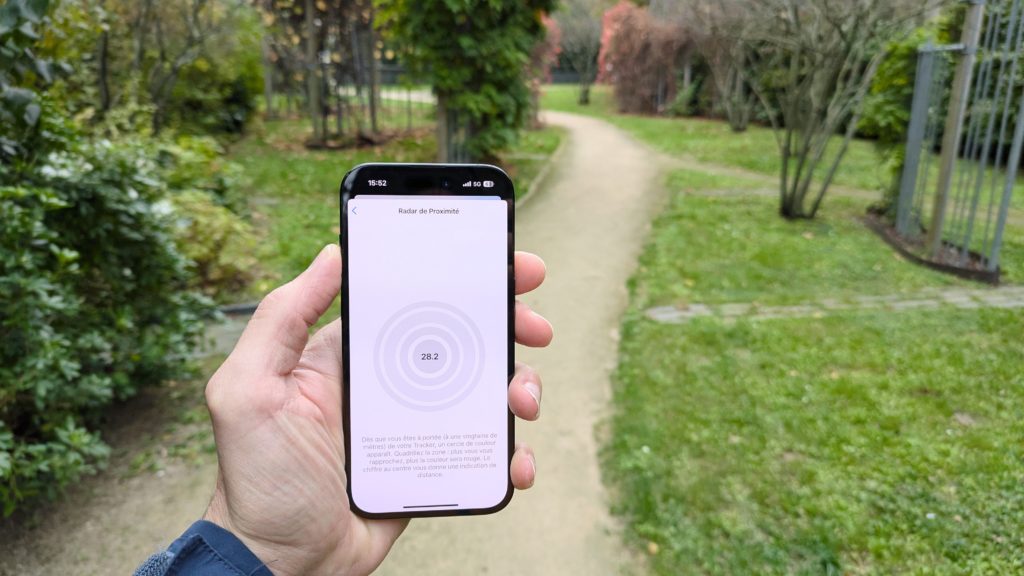 Le radar de proximité permet de retrouver le Bike Tracker à l'aide du Bluetooth.